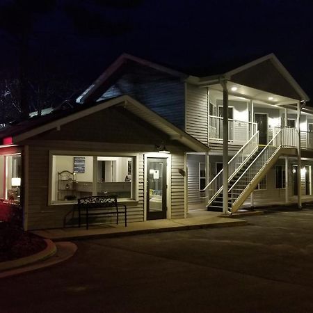 Brio Beach Inn Traverse Stadt Exterior foto